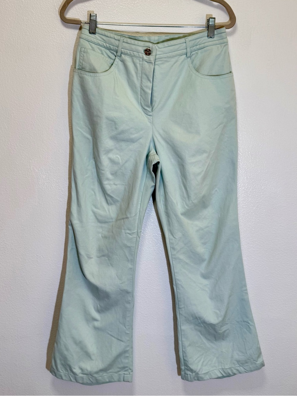 St. John Sport - Cropped Length Wide Leg Light Green Pants Jeans - size 8